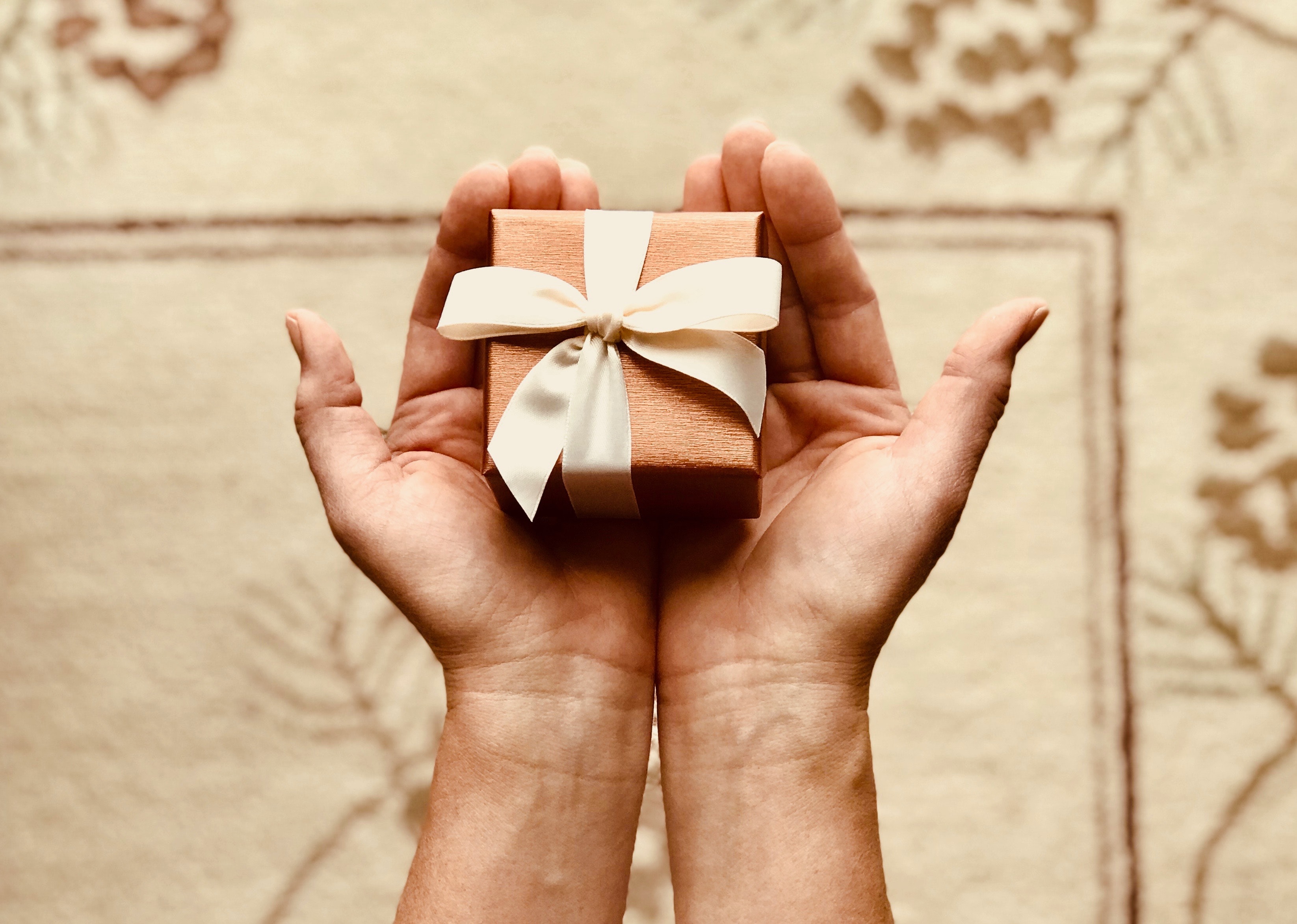 Last-minute Chronic Illness Holiday Gift Guide (2019 update)